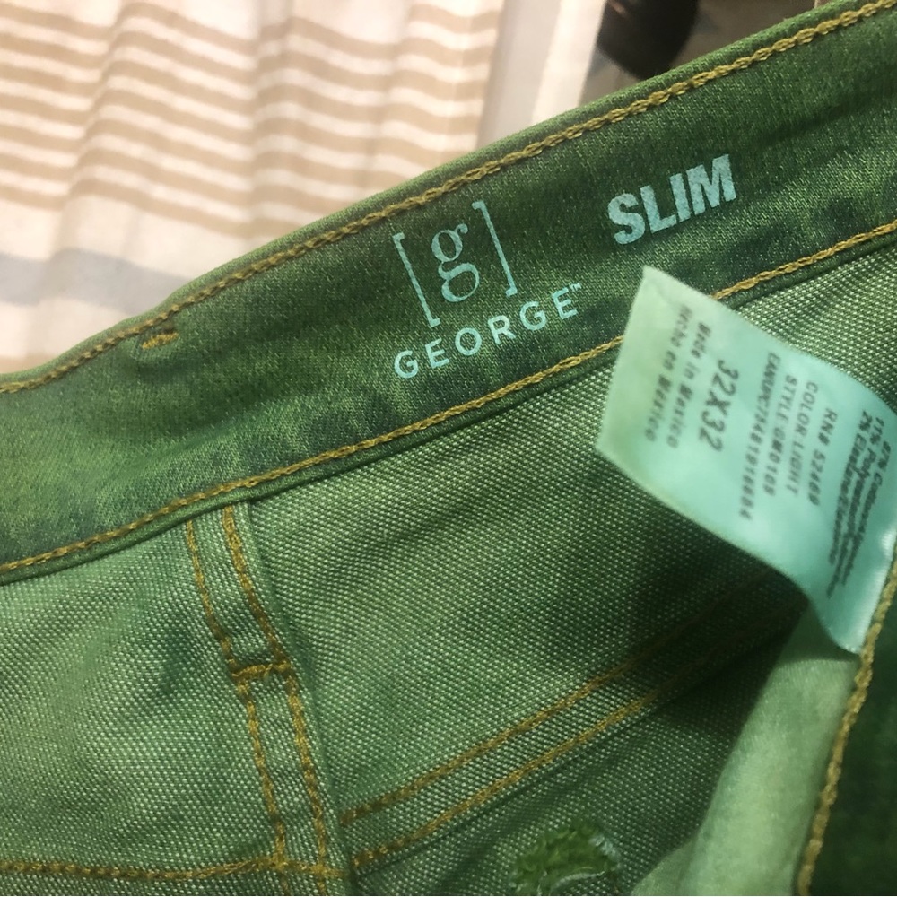 George brand Green 33x32 Slim Fit distressed “blood bath” club/party/sexy jeans